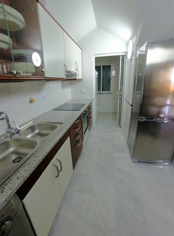 Finest Rentals - Beachfront Penthouse Фуншал Номер фото